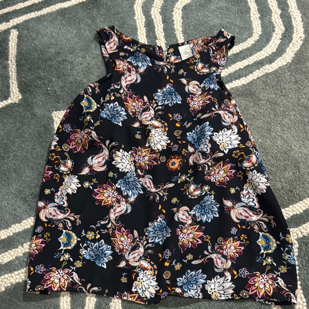 Paper Crane Black Floral Blouse
